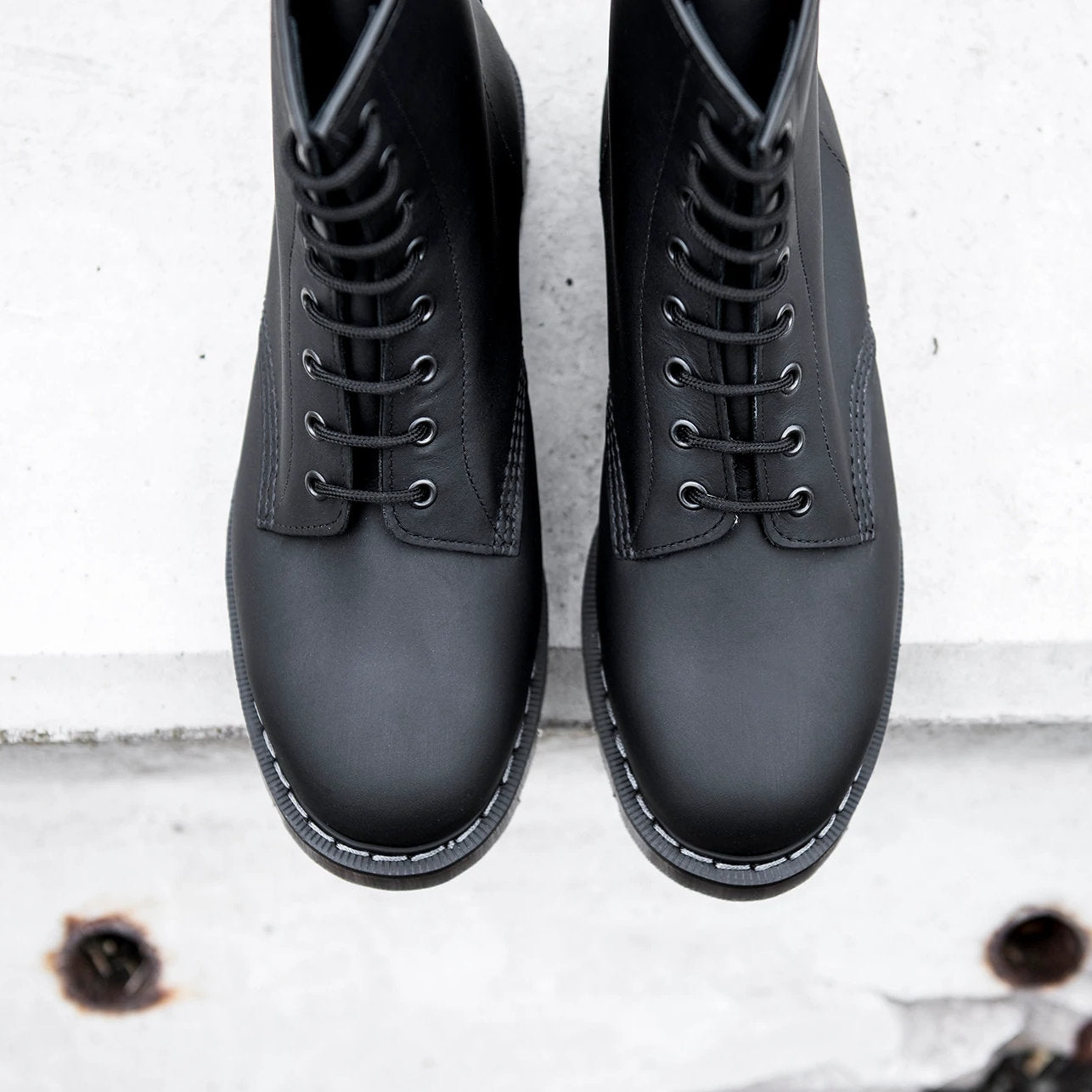 Derby Boot 8 Eye - Black Greasy