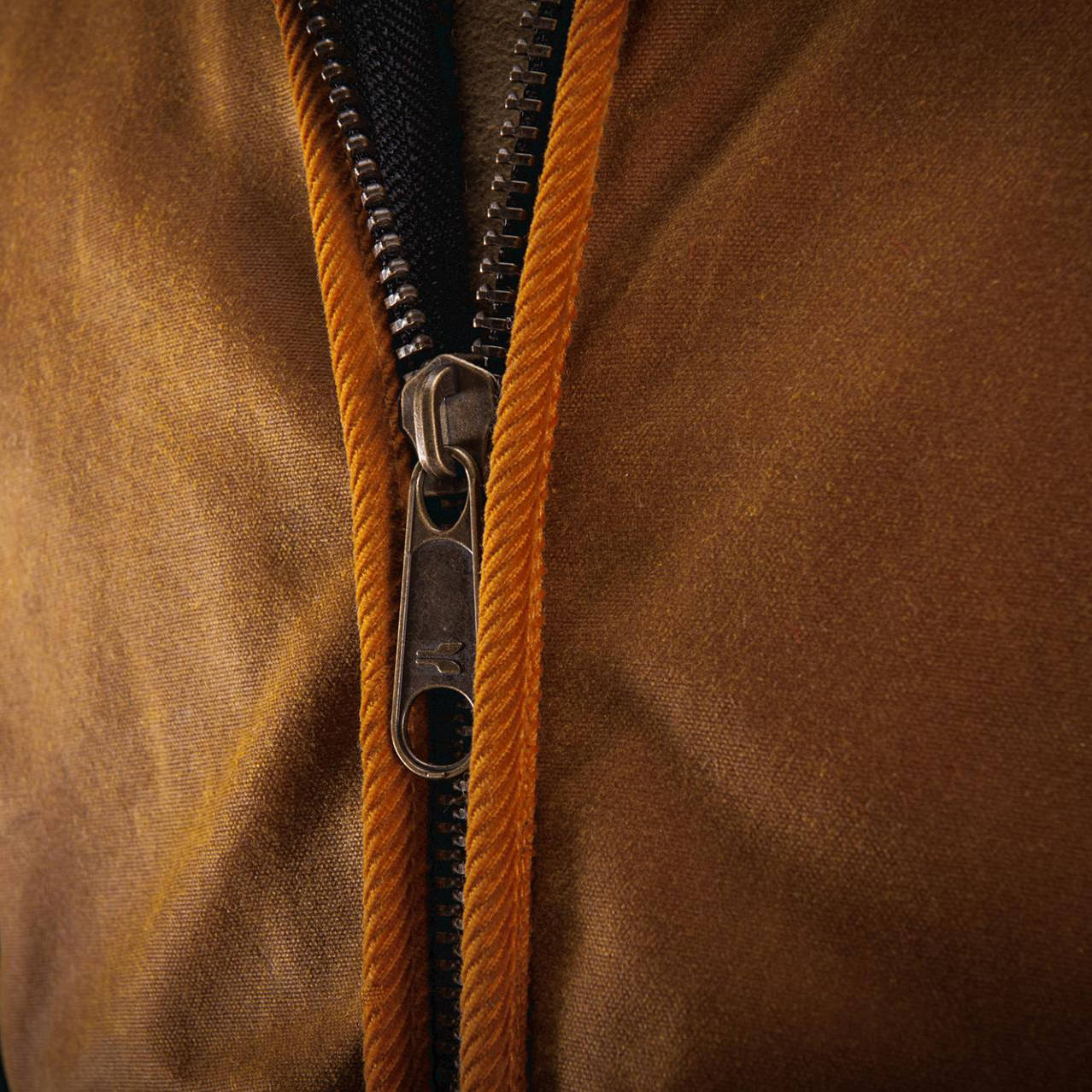 Weste Discipline Waxed - Gold