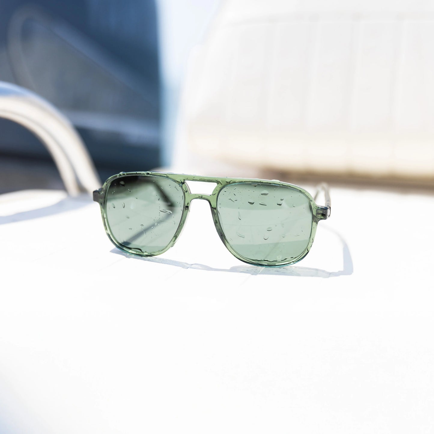 VALLON Howlin' Sunglasses green wet