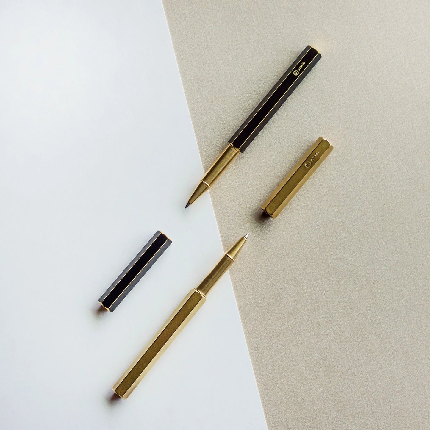Klassischer Revolve Rollerball-Stift – Schwarz