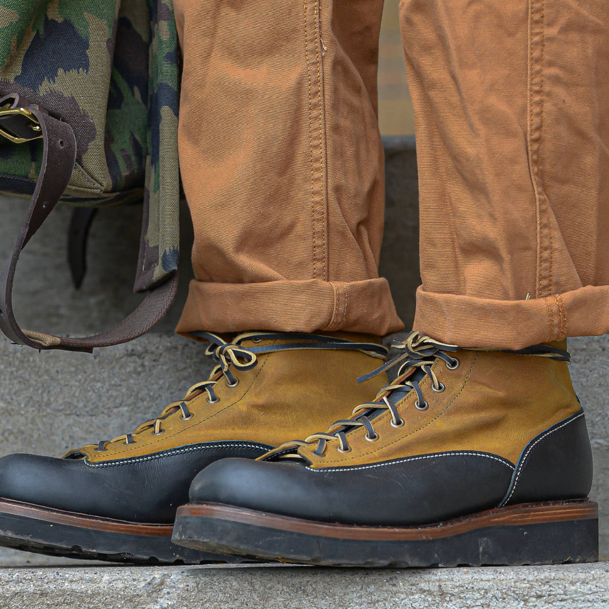 Sandmann Prisoner Black Waxed Gold