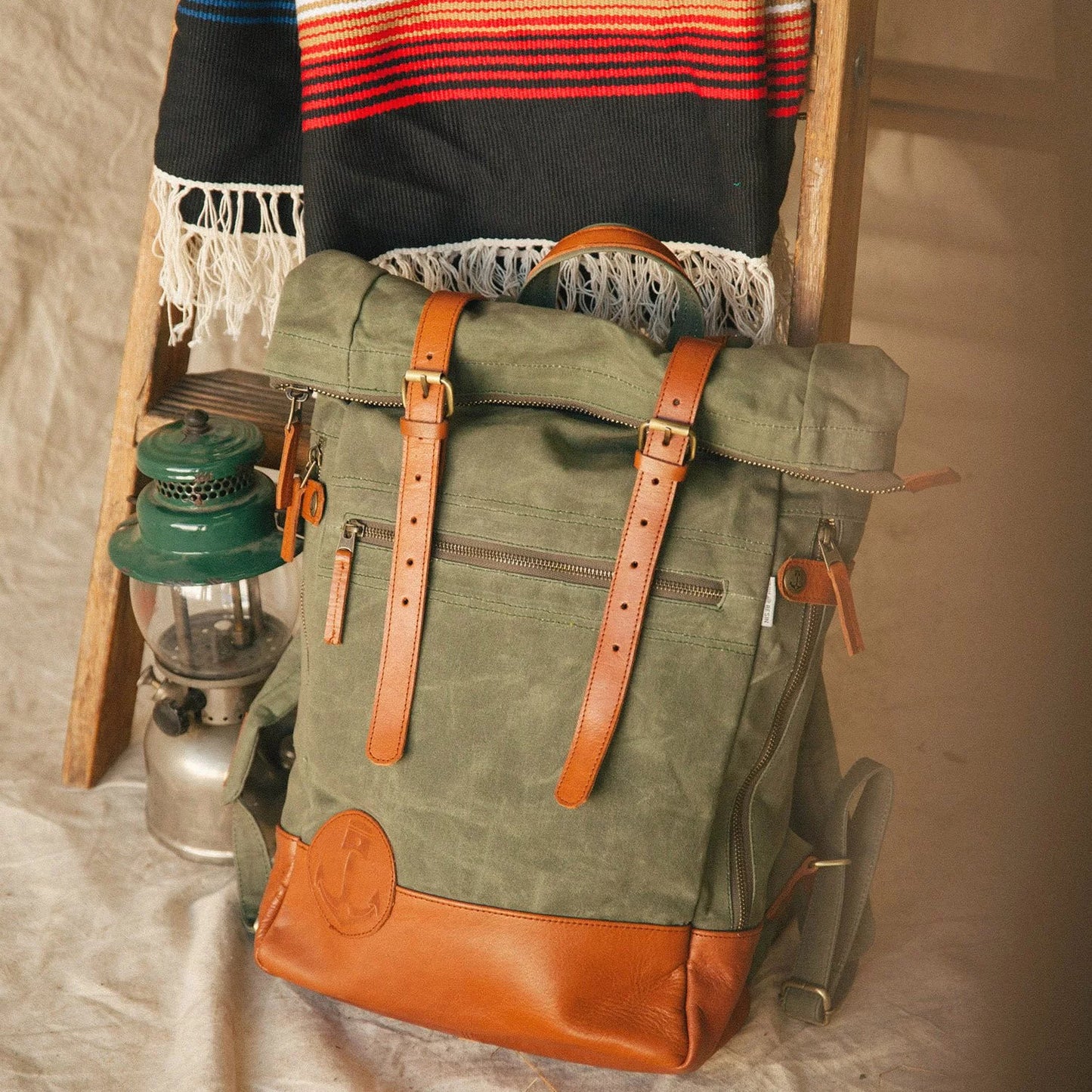 Mountain Bag Waxed Canvas - Olive